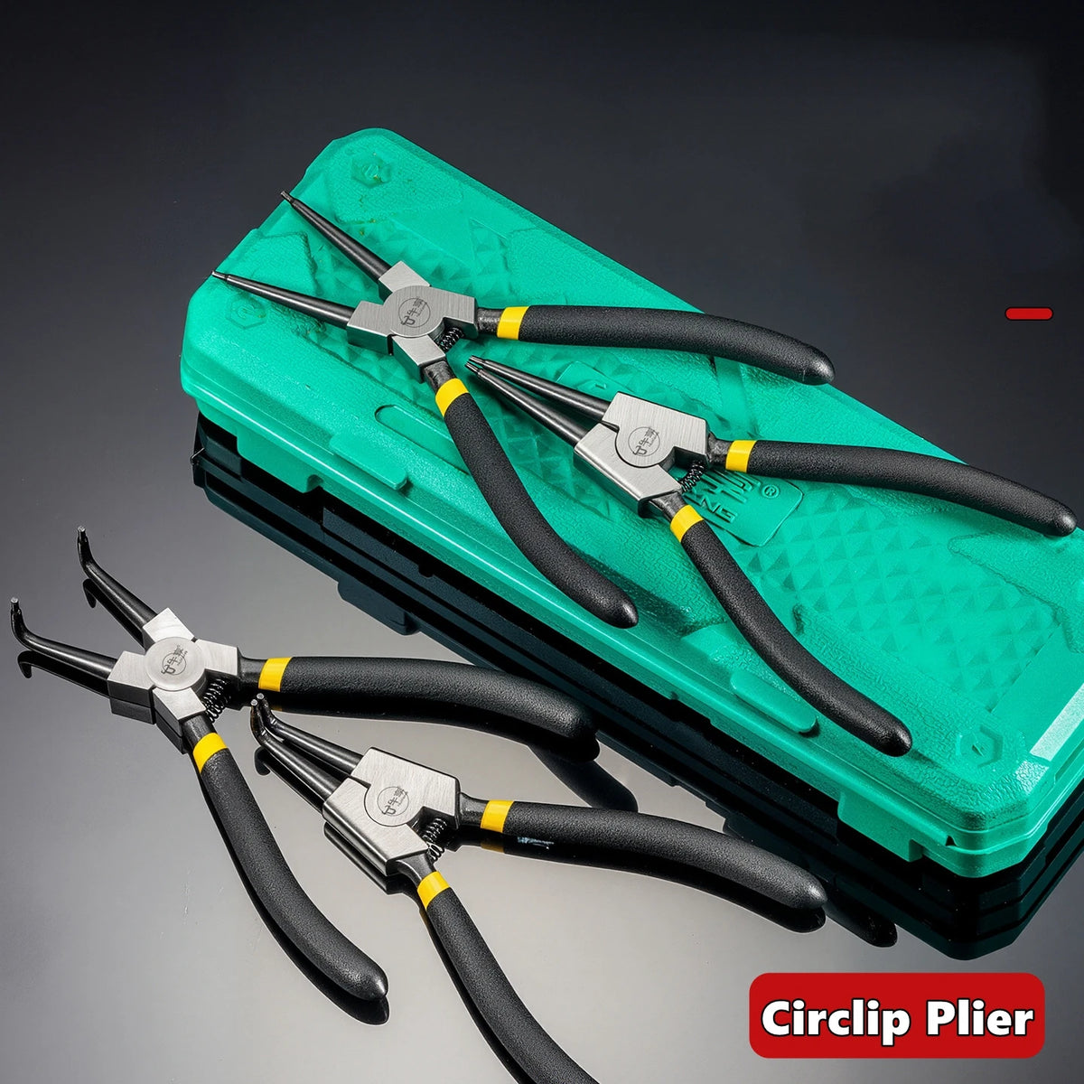 Pinces à circlips dans leur coffret