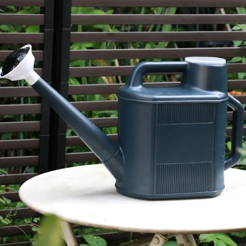 Professional Gardening Can 10L Detachable Long Spout For Efficient Watering