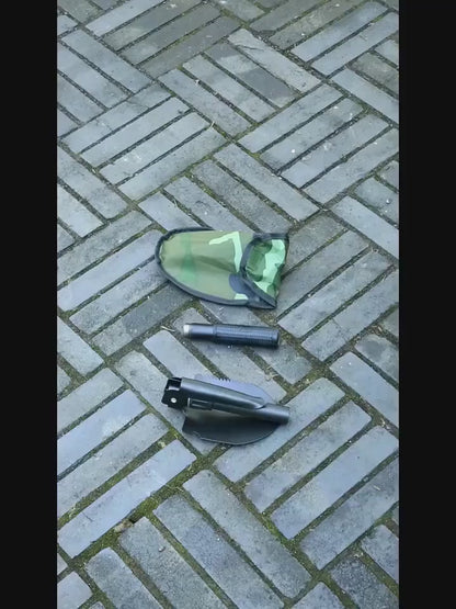 Démonstration d'une pelle pliante