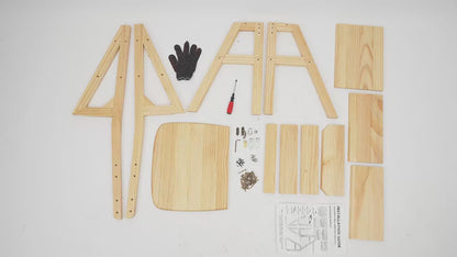 Chaise-escabeau en bois en utilisation